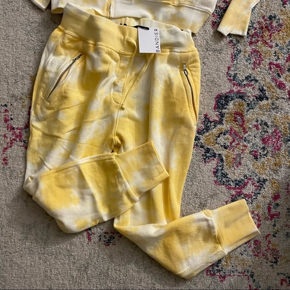 NWT Sincerely Jules for Bandier The Juniper Jogger in Vintage Yellow Tie Die - Picture 9 of 9